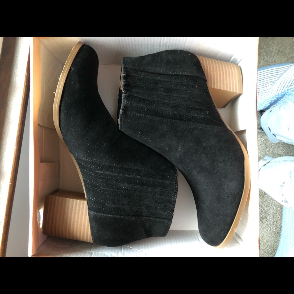 Brand new ! Size 8